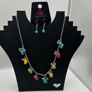 NWT Paparazzi Vibrant Beaded Necklace Set with Silver Accents